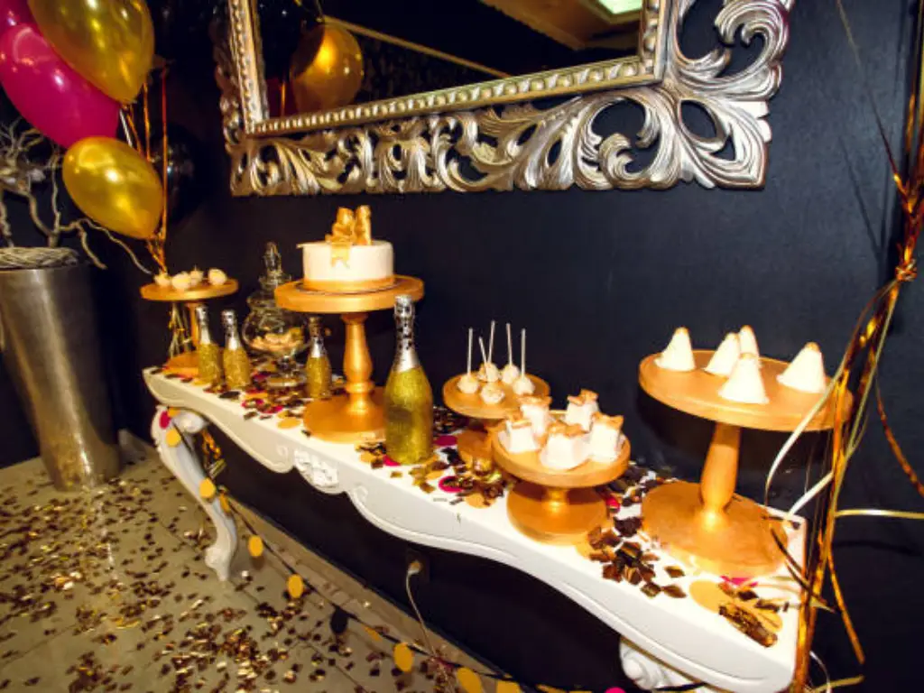 luxury birthday party decorations