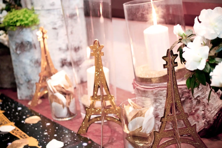 Bulk Paris theme latex balloons and Eiffel Tower foil balloons with coordinated tableware set
